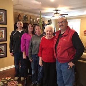 Meet your Posher, Lisa